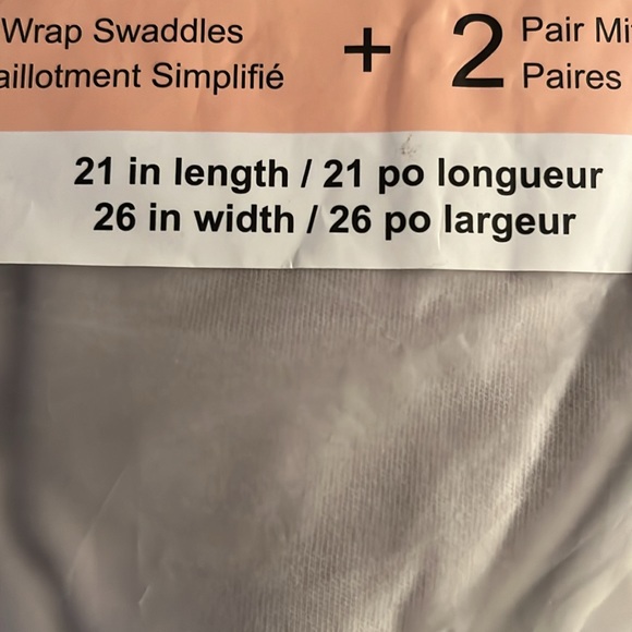 Easy wrap, swaddles hundred percent cotton with mittens size 0 to 3 months - Picture 4 of 6